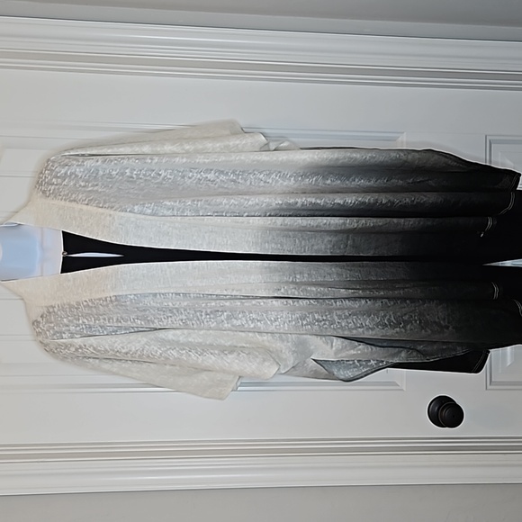 *NWOT* G.I.L.I. Dip Dye Knit Kimono Cardigan - Picture 2 of 14